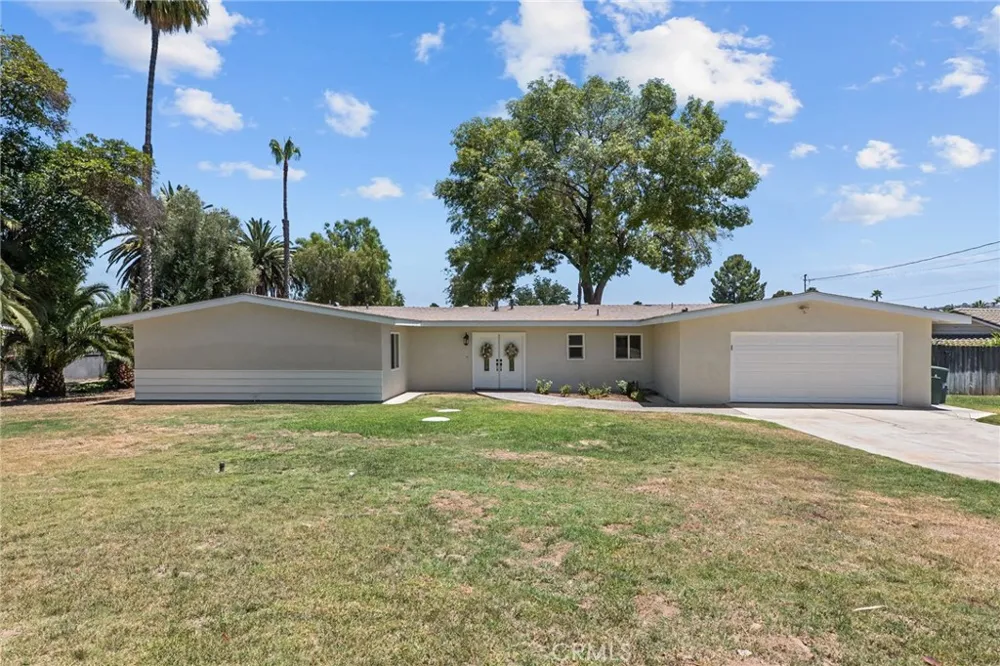2791 Mcallister Riverside, CA 92503