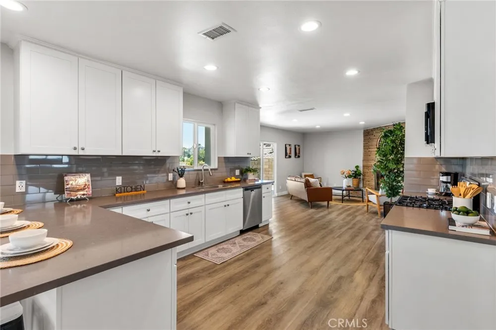 2791 Mcallister Riverside, CA 92503