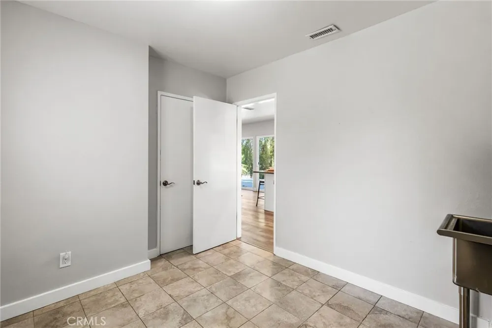 2791 Mcallister Riverside, CA 92503
