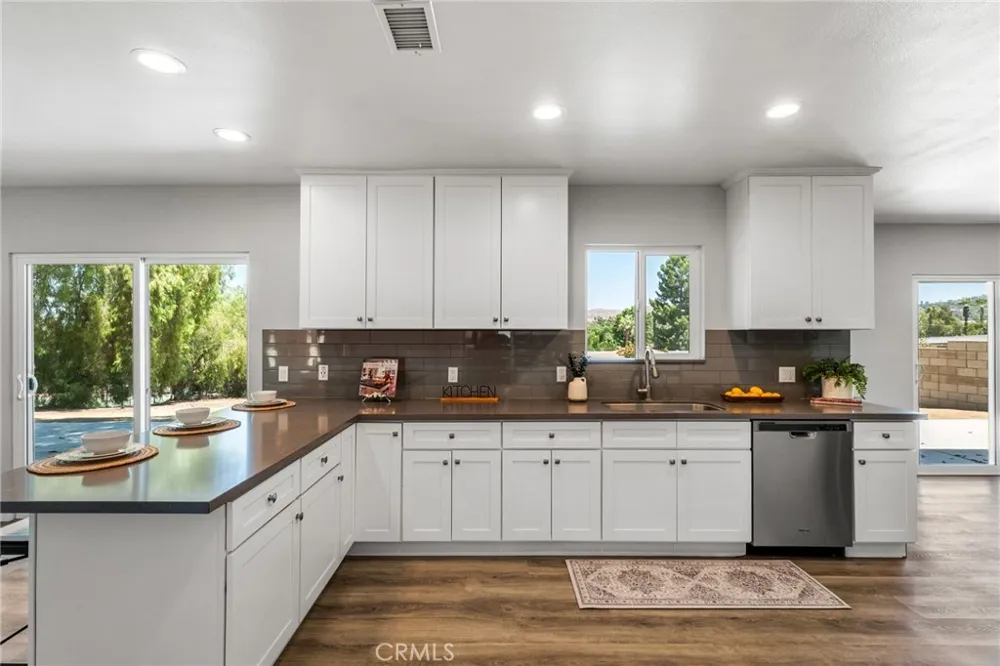 2791 Mcallister Riverside, CA 92503