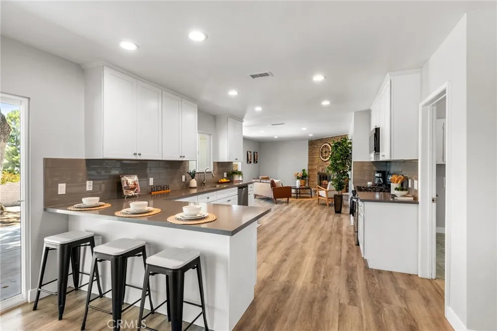 2791 Mcallister Riverside, CA 92503