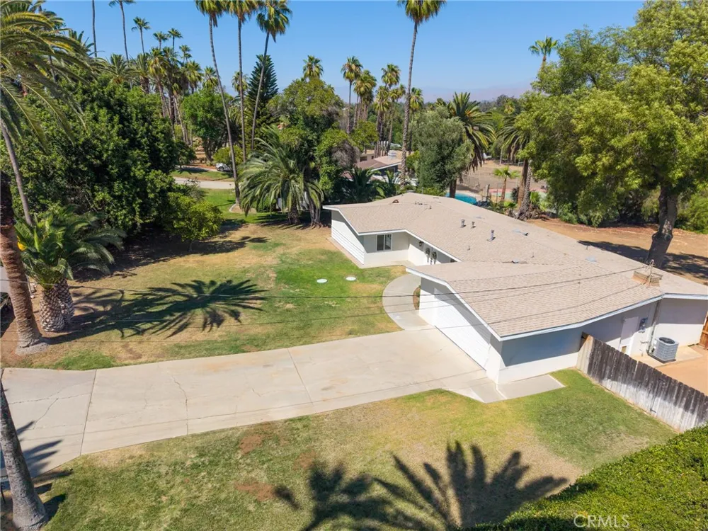 2791 Mcallister Riverside, CA 92503