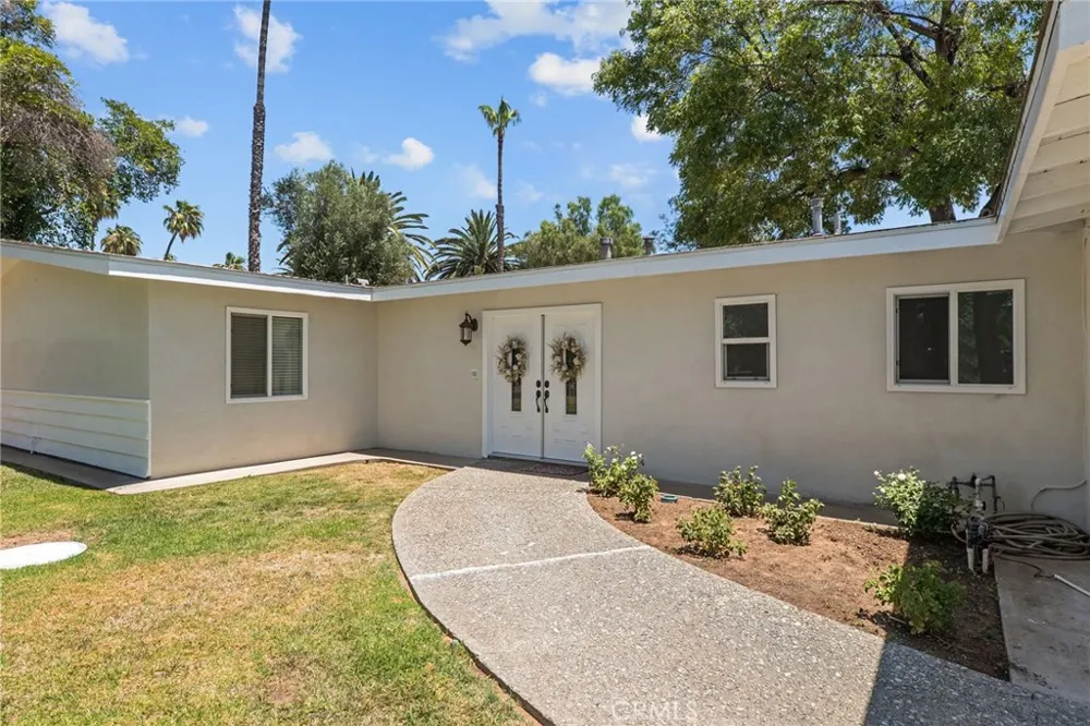 2791 Mcallister Riverside, CA 92503