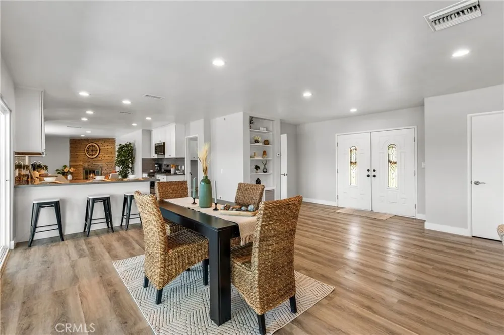 2791 Mcallister Riverside, CA 92503