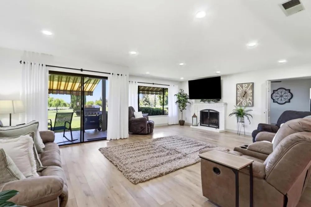 7033 Via Valverde San Jose, CA 95135