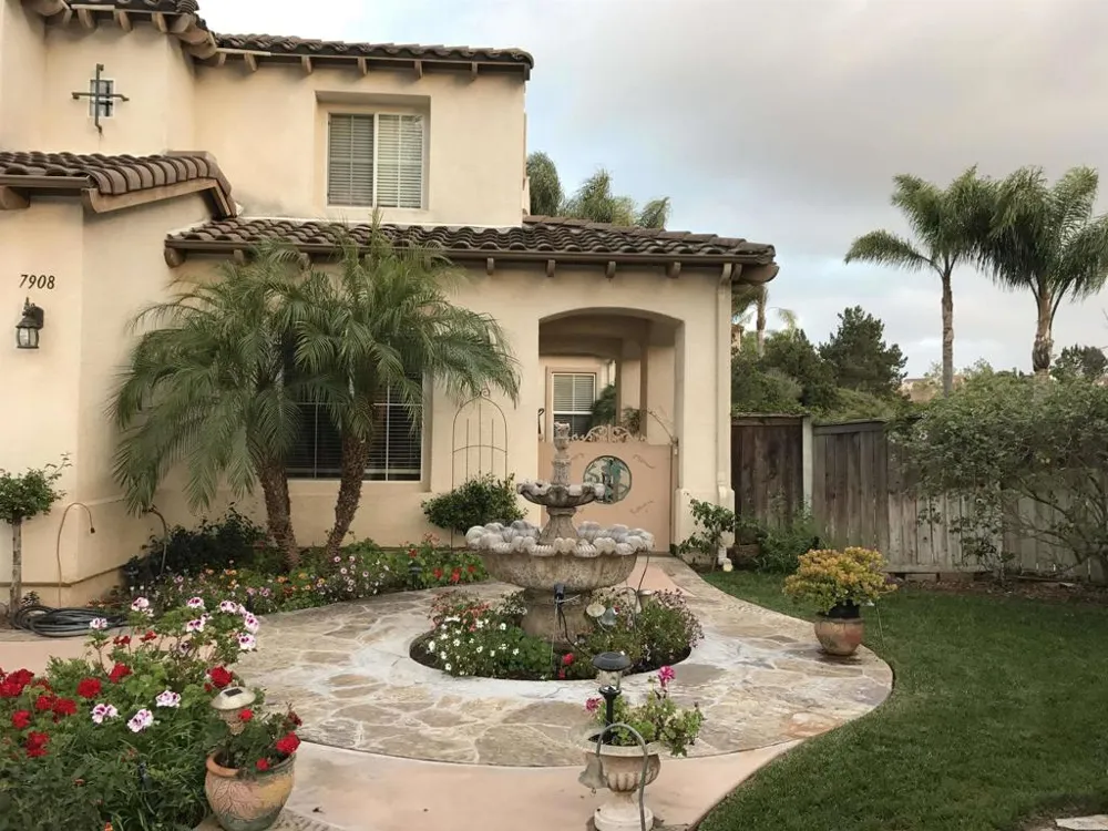 7908 Calle Oliva Carlsbad, CA 92009
