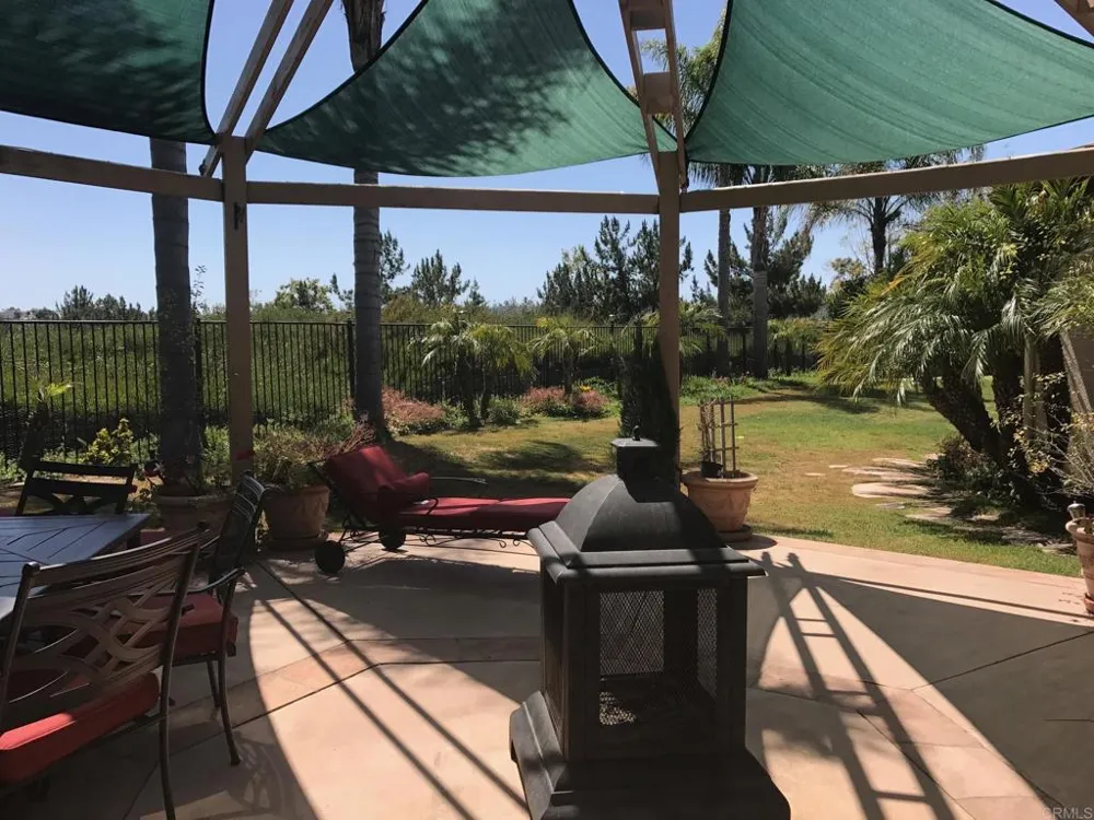 7908 Calle Oliva Carlsbad, CA 92009