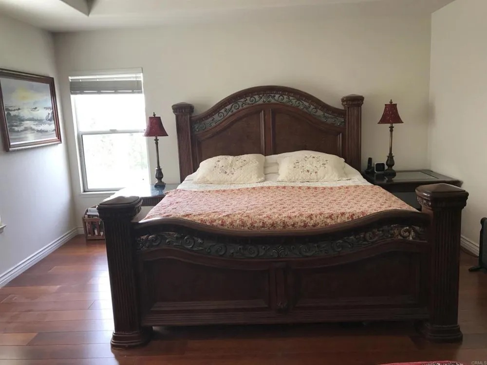 7908 Calle Oliva Carlsbad, CA 92009