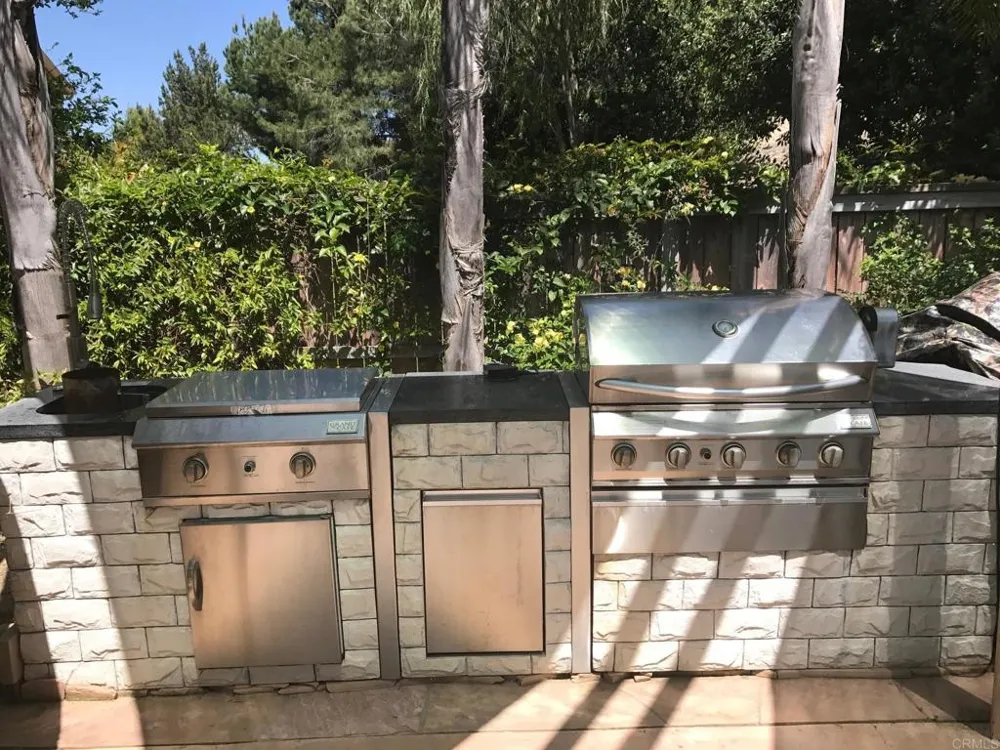 7908 Calle Oliva Carlsbad, CA 92009