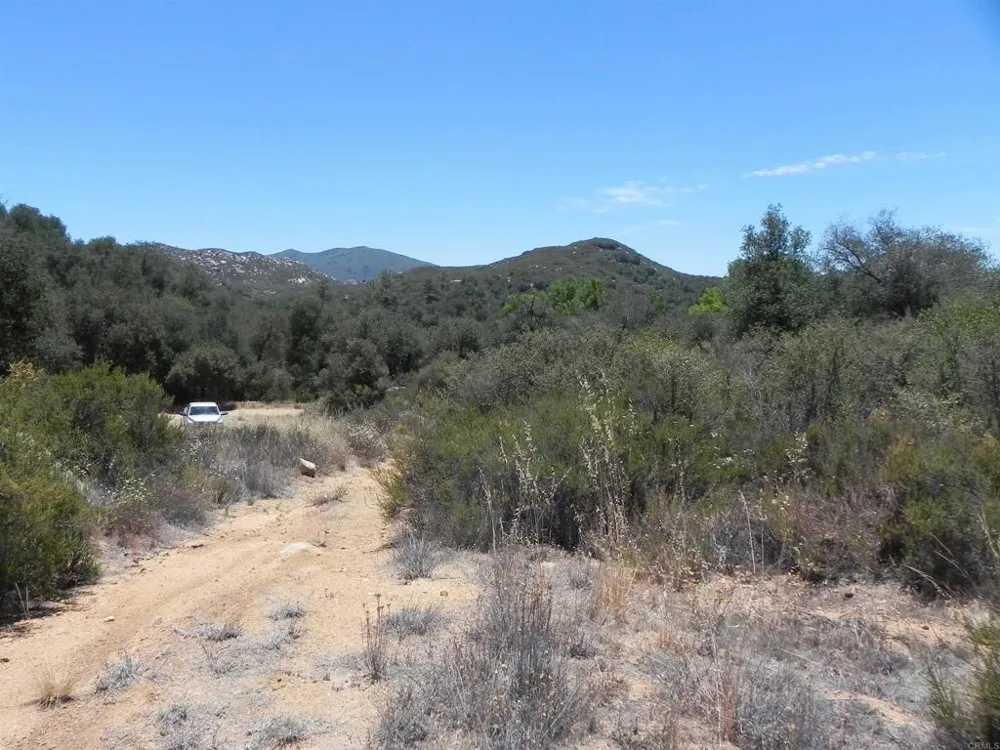 9779 Deer Valley Trail Descanso, CA 91916