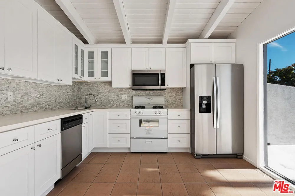 1315 17th Street Manhattan Beach, CA 90266