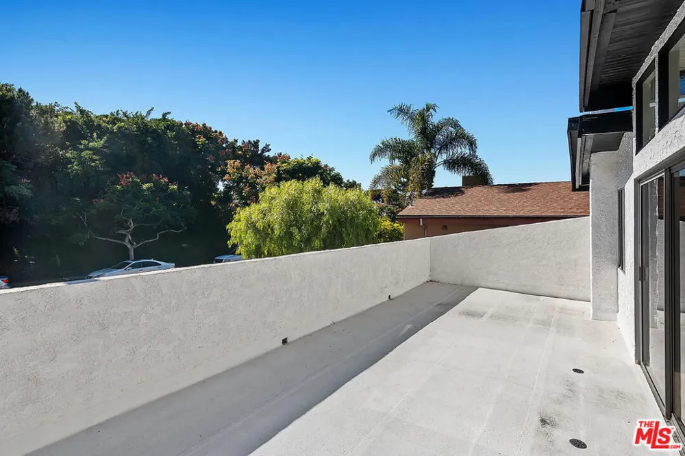1315 17th Street Manhattan Beach, CA 90266
