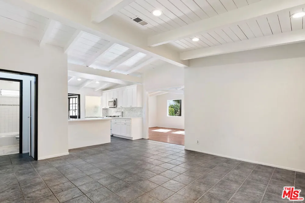 1315 17th Street Manhattan Beach, CA 90266