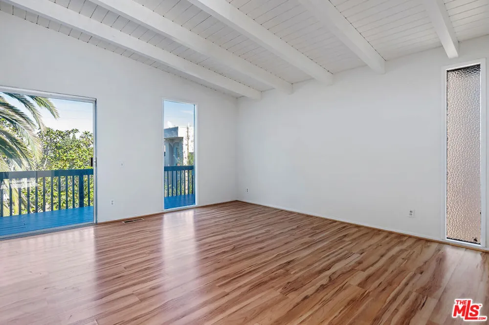 1315 17th Street Manhattan Beach, CA 90266