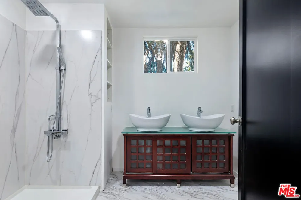 1315 17th Street Manhattan Beach, CA 90266