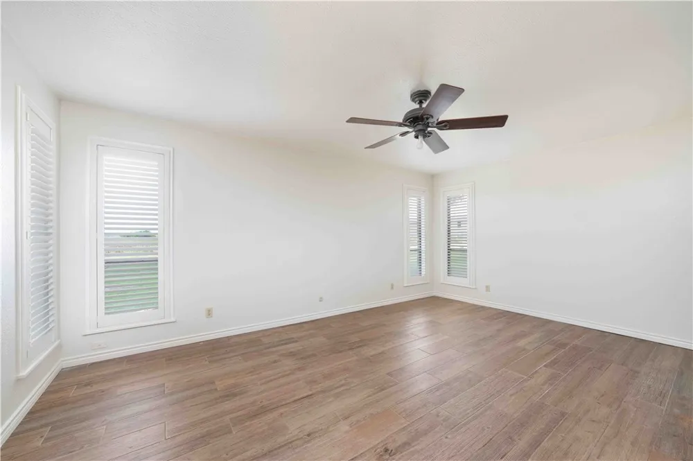 803 Thiel Street Orange Grove, TX 78372