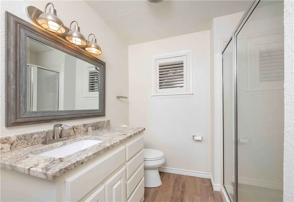 803 Thiel Street Orange Grove, TX 78372