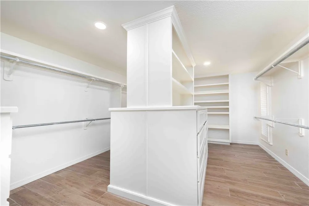 803 Thiel Street Orange Grove, TX 78372
