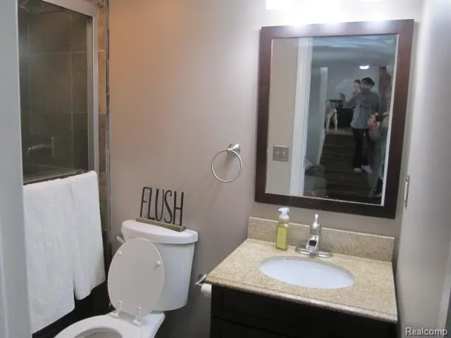 42039 Merrimac Circle Clinton Charter Township, MI 48038