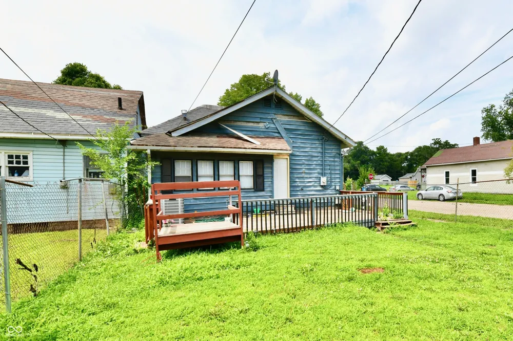 1538 S 17th Street Terre Haute, IN 47802
