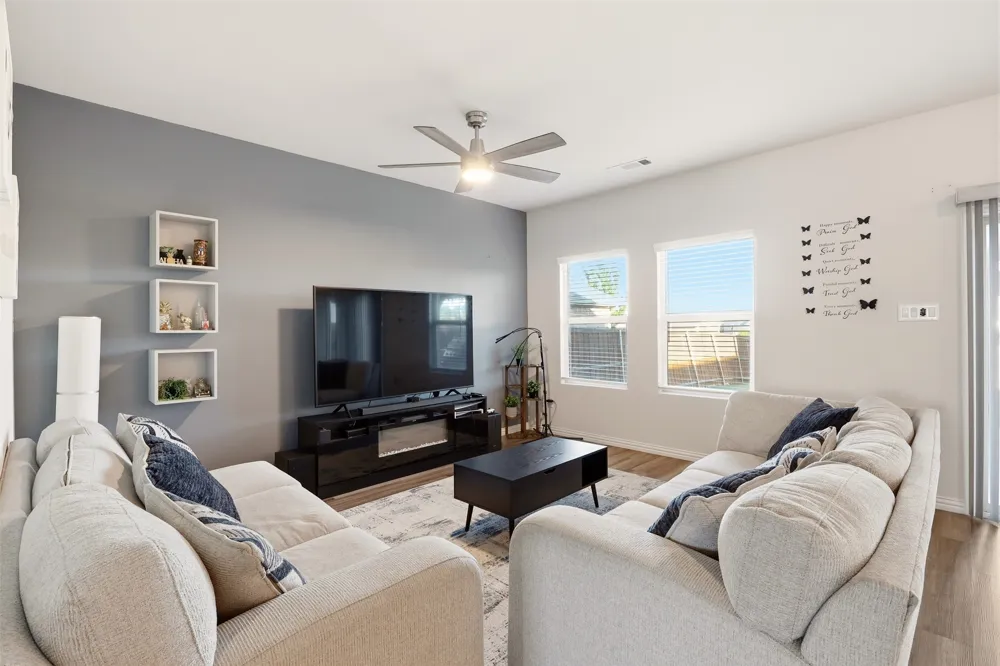 10529 Smiths Bend Road Fort Worth, TX 76126