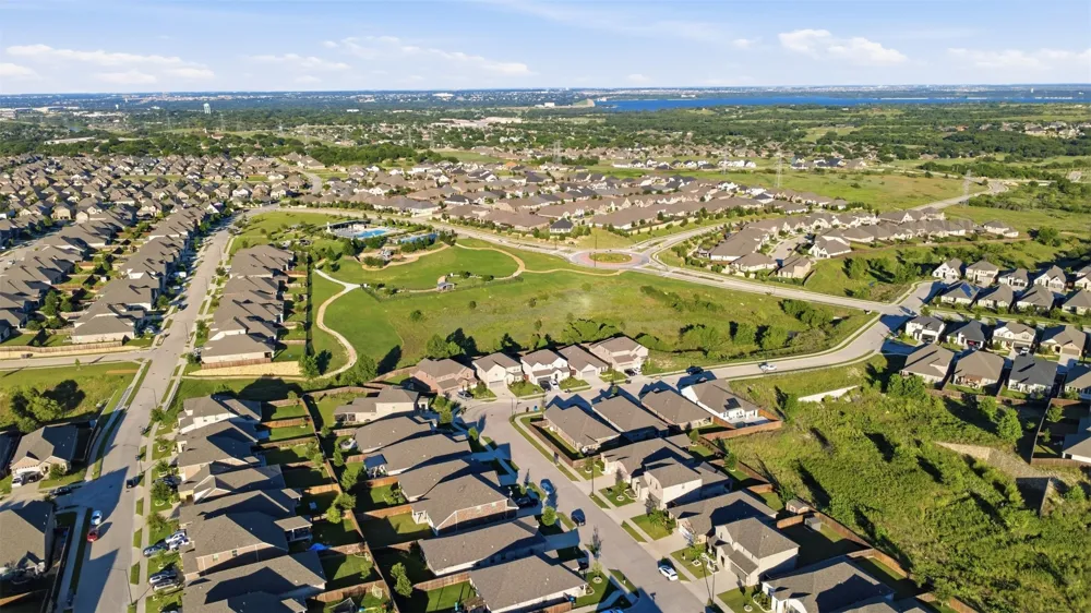 10529 Smiths Bend Road Fort Worth, TX 76126