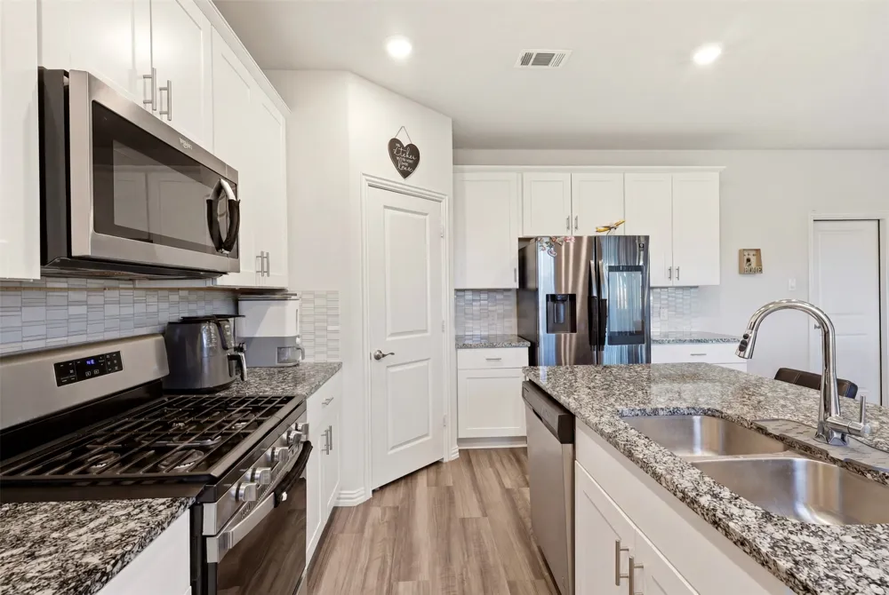 10529 Smiths Bend Road Fort Worth, TX 76126