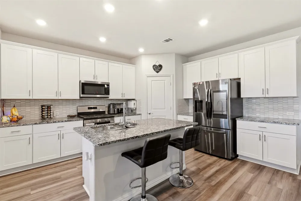 10529 Smiths Bend Road Fort Worth, TX 76126