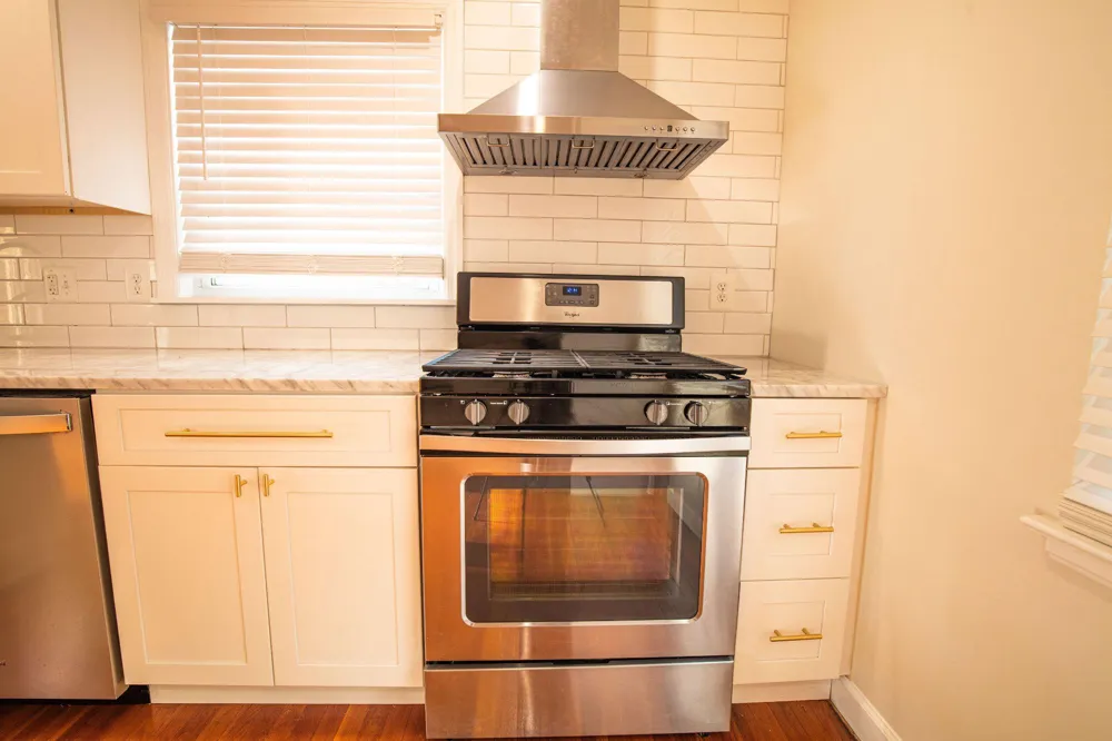 5810 GREENLEAF ROAD Cheverly, MD 20785