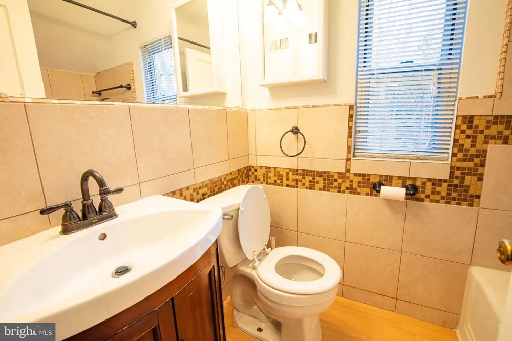 5810 GREENLEAF ROAD Cheverly, MD 20785