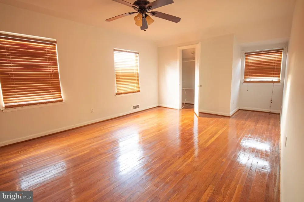 5810 GREENLEAF ROAD Cheverly, MD 20785