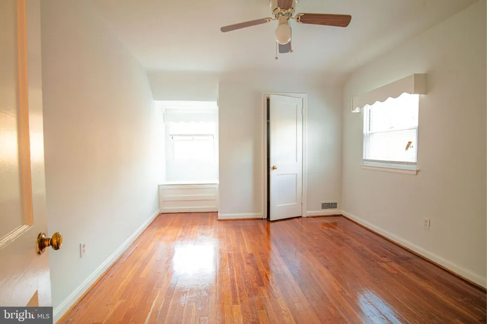 5810 GREENLEAF ROAD Cheverly, MD 20785