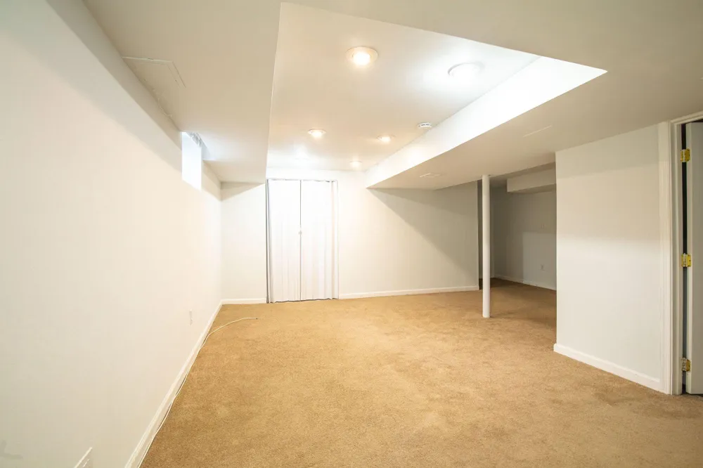 5810 GREENLEAF ROAD Cheverly, MD 20785
