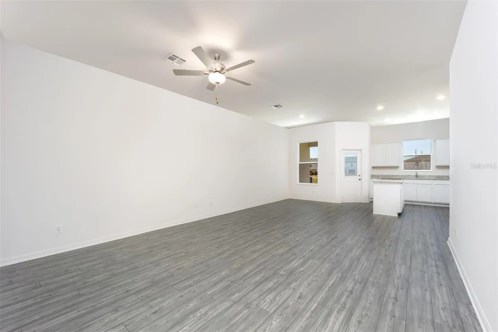 672 POPPY LANE Dundee, FL 33838