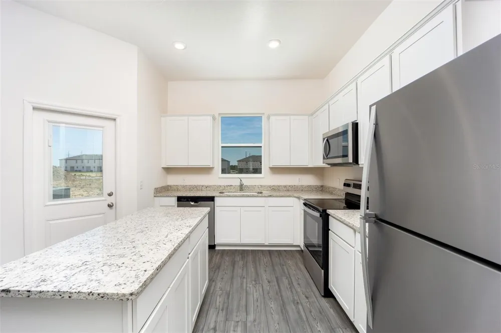 672 POPPY LANE Dundee, FL 33838