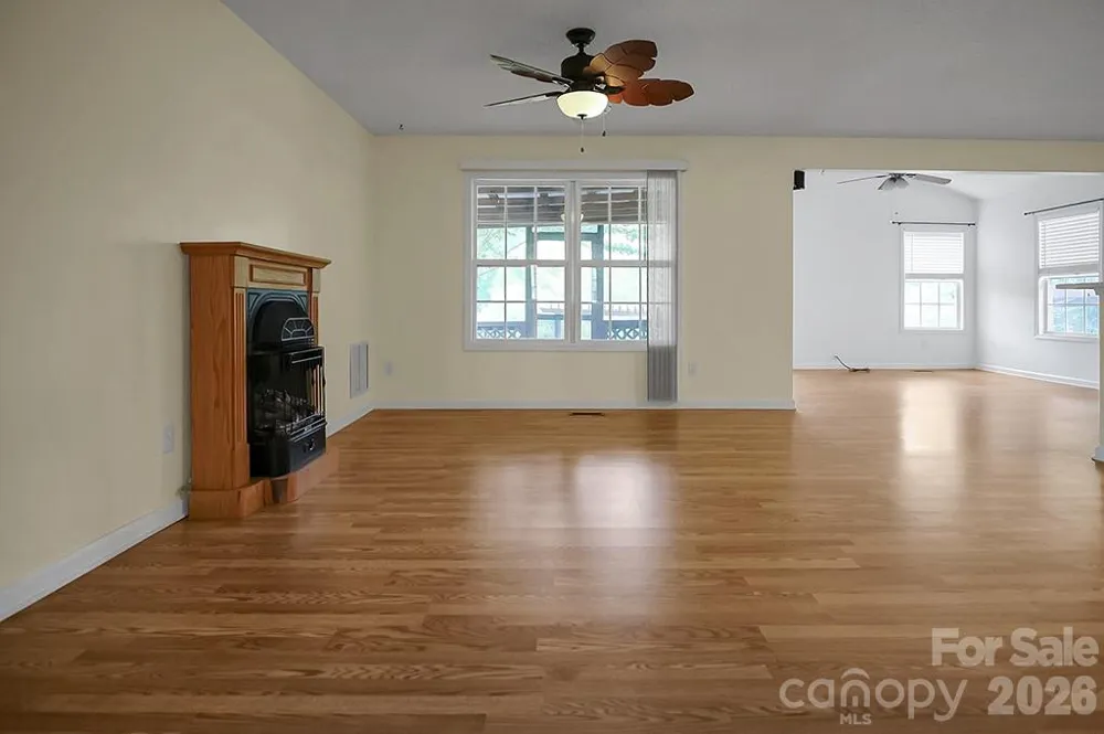 5573 Lennox Drive Kings Mountain, NC 28086