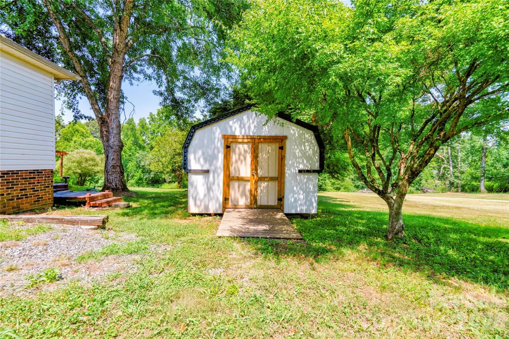 5573 Lennox Drive Kings Mountain, NC 28086