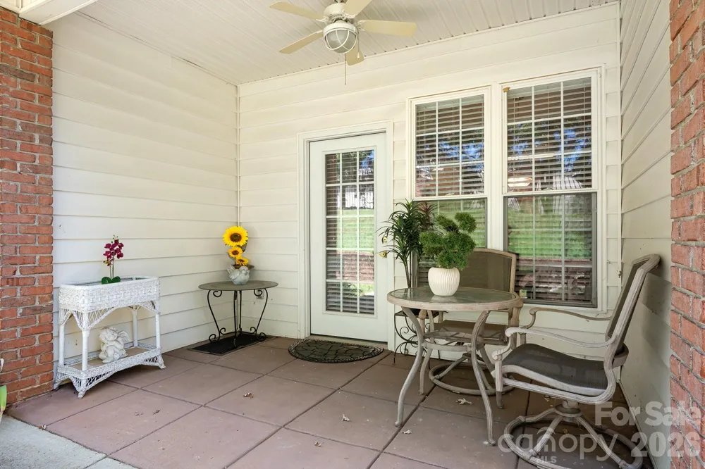 215 Knops Nob Road Mooresville, NC 28115