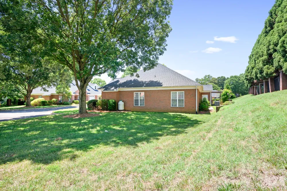 215 Knops Nob Road Mooresville, NC 28115