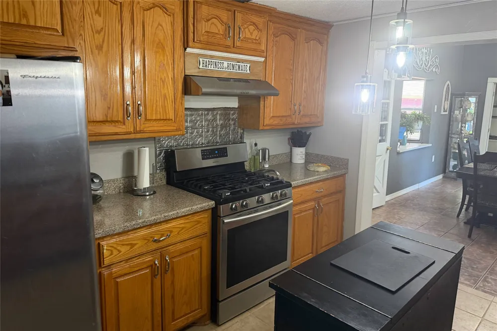 908 15th Street Paducah, TX 79248