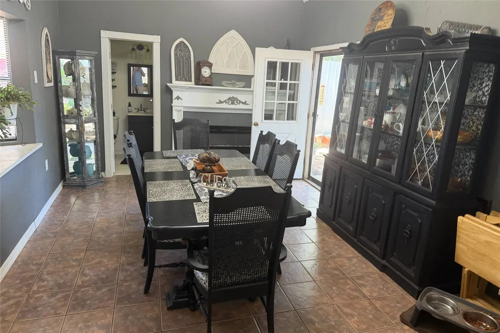 908 15th Street Paducah, TX 79248
