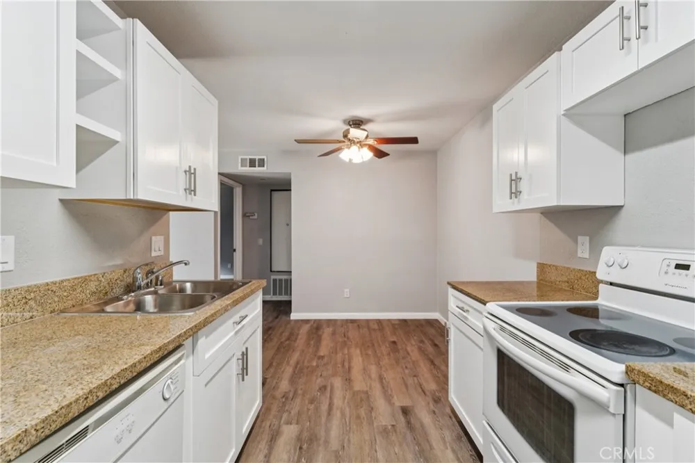 1265 Kendall Drive #815 San Bernardino, CA 92407