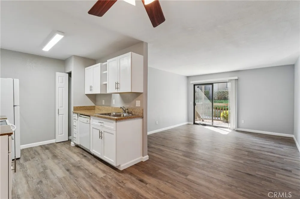 1265 Kendall Drive #815 San Bernardino, CA 92407