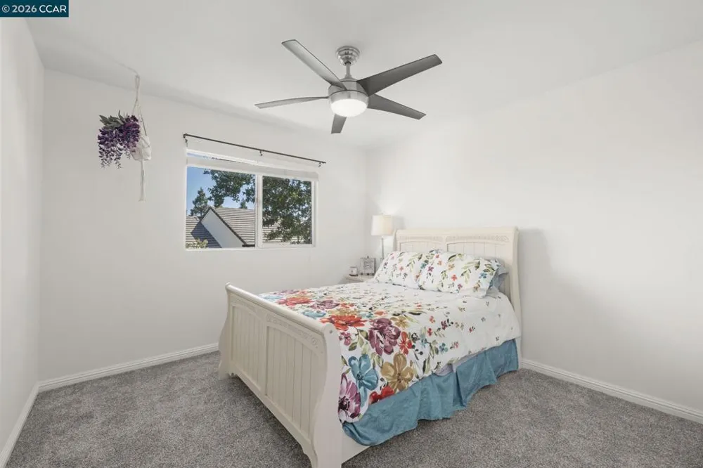 1002 Pinehurst Ct Concord, CA 94521