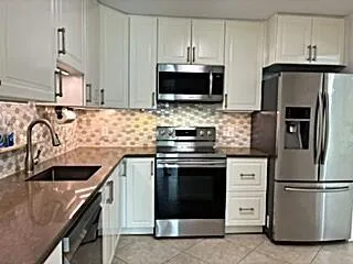 671 Liberty Pointe Drive Ann Arbor, MI 48103