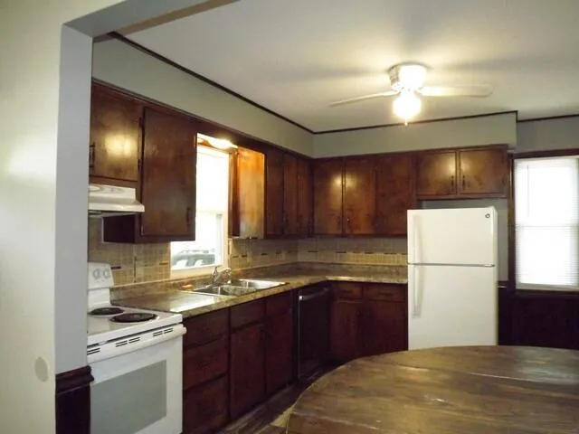 3751 Michael Avenue SW Wyoming City, MI 49509
