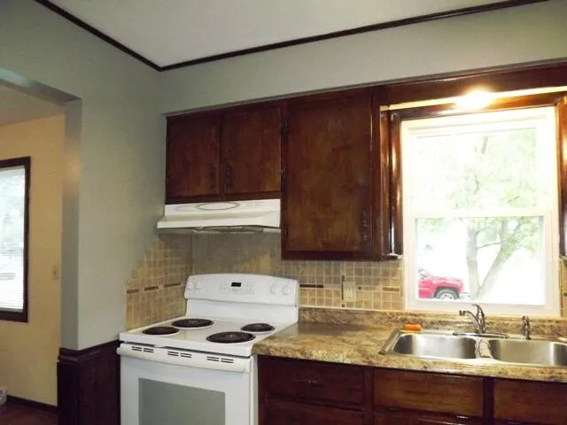 3751 Michael Avenue SW Wyoming City, MI 49509
