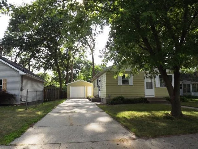 3751 Michael Avenue SW Wyoming City, MI 49509