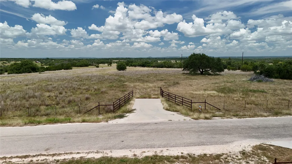 266 Miller Creek Bluff Briggs, TX 78608