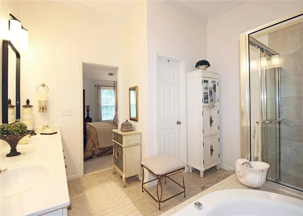 1503 Waters Edge Trail #448 Roswell, GA 30075